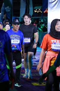 BIB: 4774, 4941, 4809
                            <button type="button" onclick="openModal(26225187)" class="btn btn-primary btn-sm float-right btn-popup" data-toggle="modal" data-target=".modal-high-quality">
                        <i class="fas fa-shopping-cart"></i> Add to Cart
                    </button>
                                            <button type="button" onclick="isThisMe(26225187, true)" class="btn btn-success btn-sm float-right btn-popup btn-isme hidden" data-toggle="tooltip" data-placement="bottom" title="นี่คือรูปของคุณใช่ไหม คลิกที่นี่เพื่อเอาเข้าอัลบั้ม">
                        <i class="fas fa-plus"></i> Add to album
                    </button>
                    <button type="button" onclick="isThisMe(26225187, false)" class="btn btn-warning btn-sm float-right btn-popup btn-isnotme hidden">
                        <i class="fas fa-ban"></i> Remove from album
                    </button>